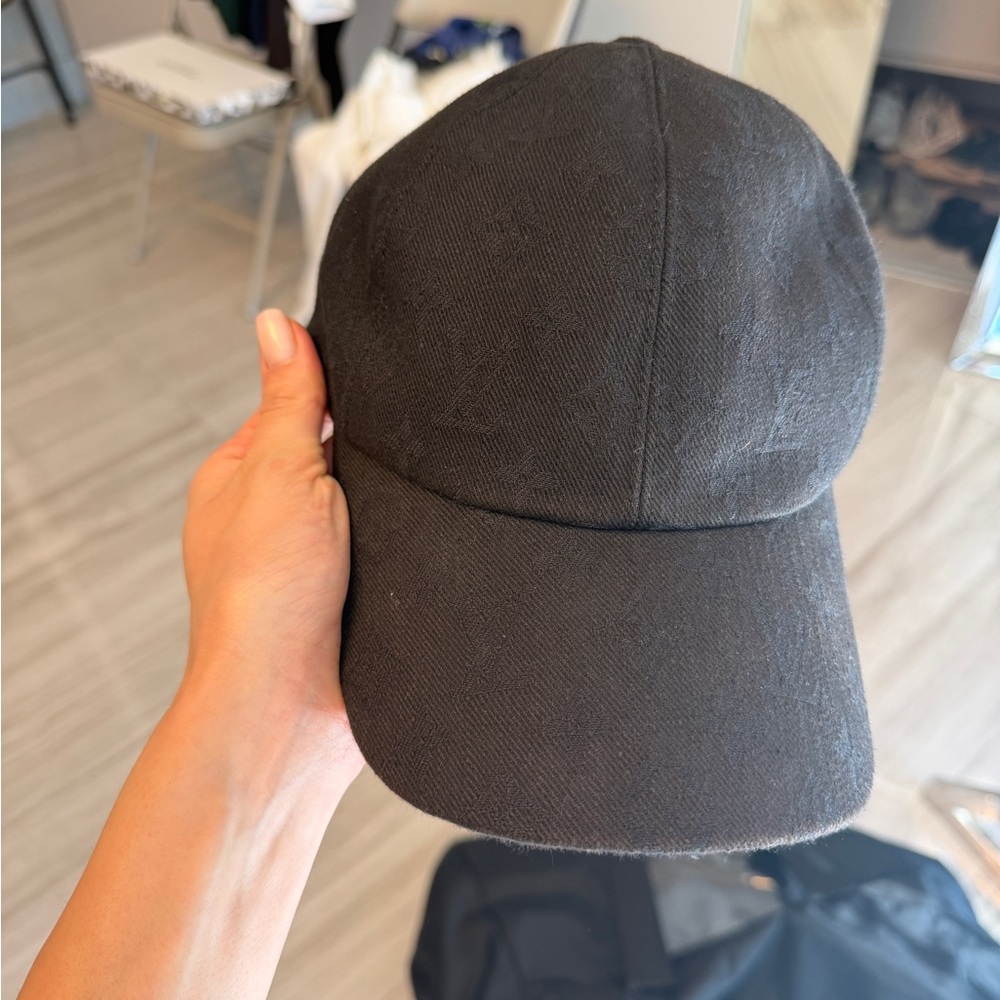 Louis Vuitton Black Men's Hat